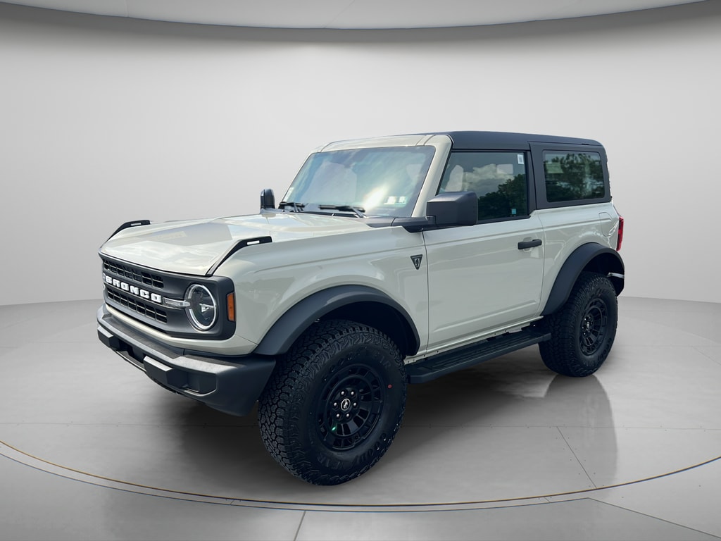New 2026 Ford Bronco Base SUV
