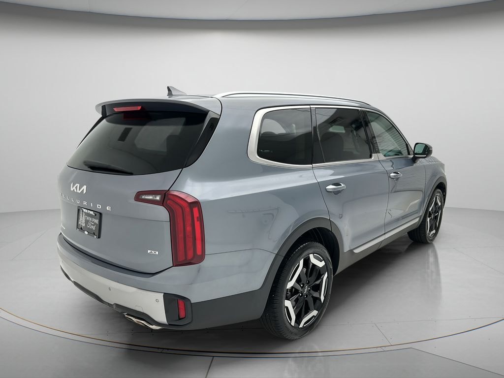 Used 2025 Kia Telluride S SUV