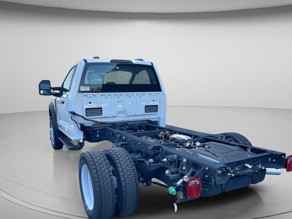 2024 Ford F-550 Super Duty Chassis Cab XL - Photo 8