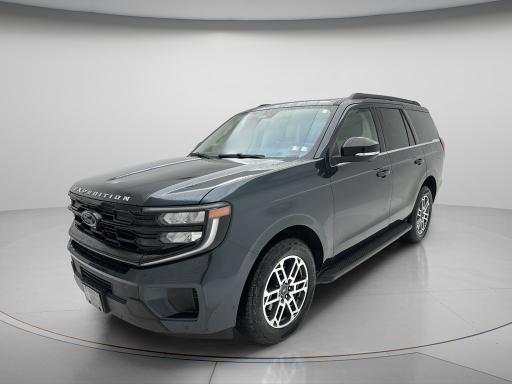 Used 2025 Ford Expedition Active SUV