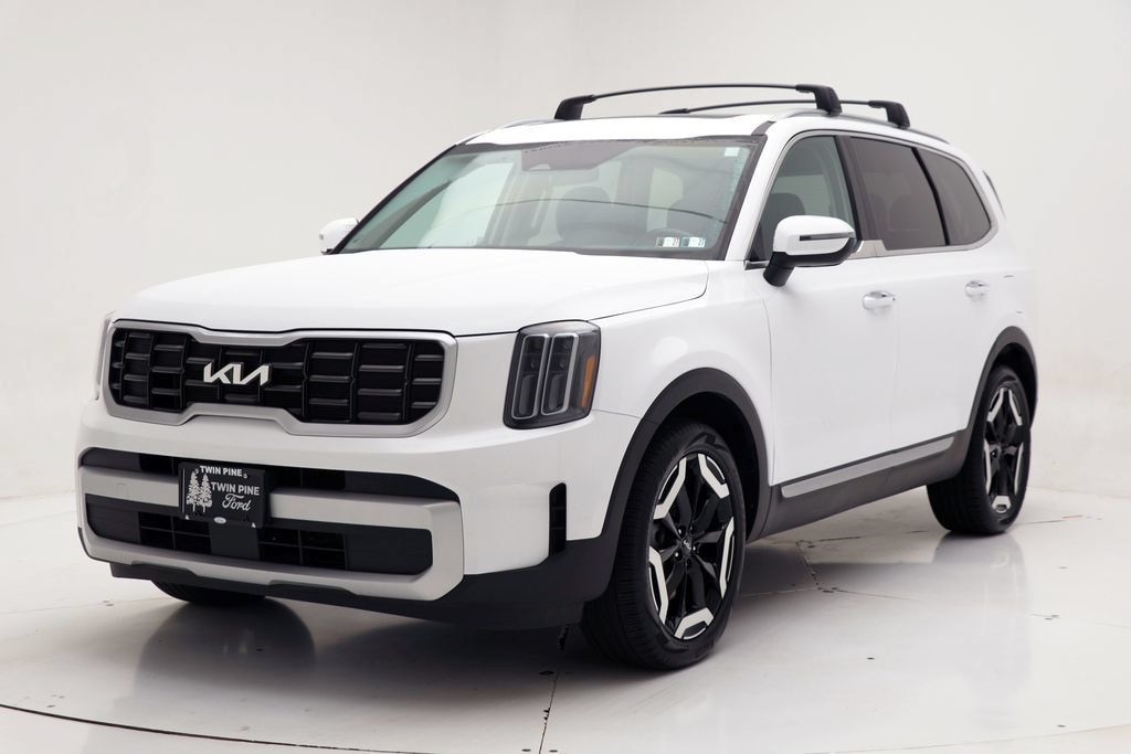Used 2025 Kia Telluride S SUV