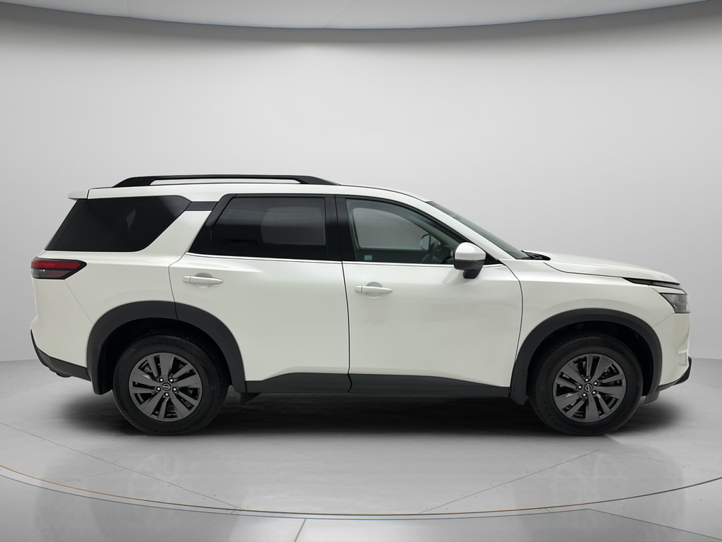 Used 2024 Nissan Pathfinder SV SUV