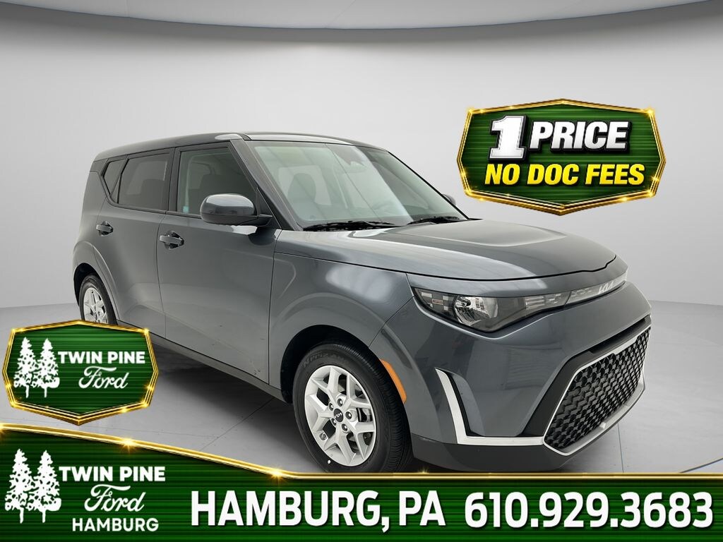 Used 2025 Kia Soul Hatchback