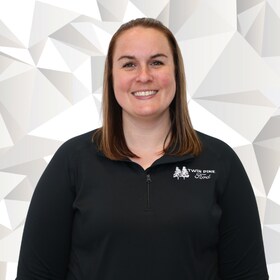 Staff member Chelsea Osatchuck from ID_16e677