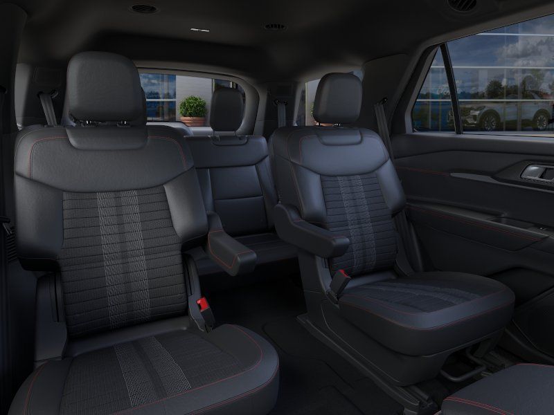 2026 Ford Explorer ST-Line - Photo 11