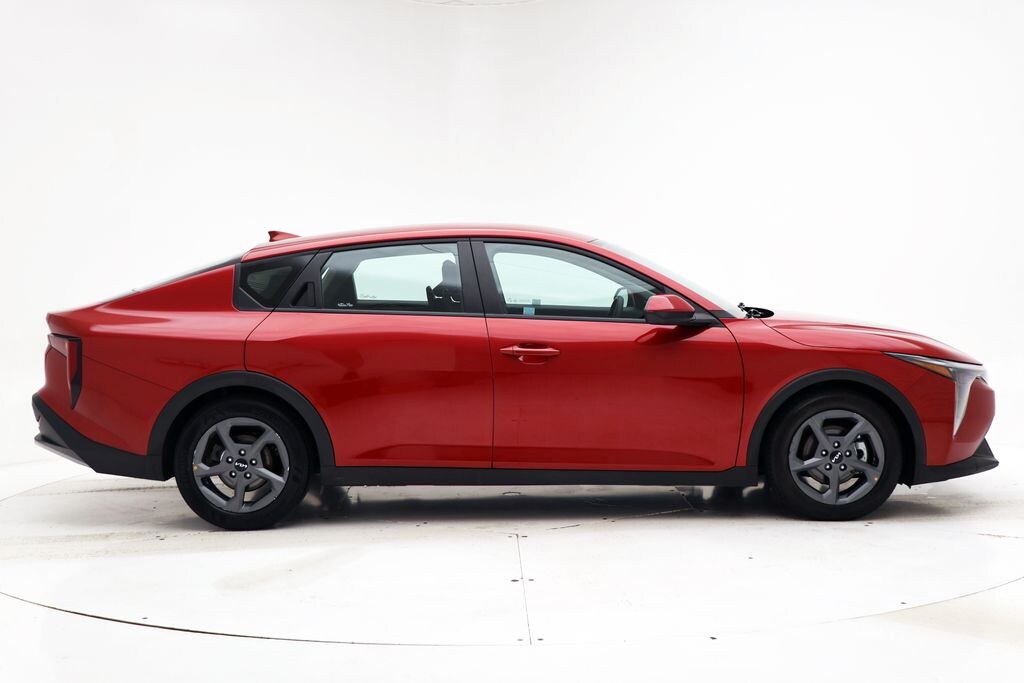 Used 2025 Kia K4 LXS Sedan