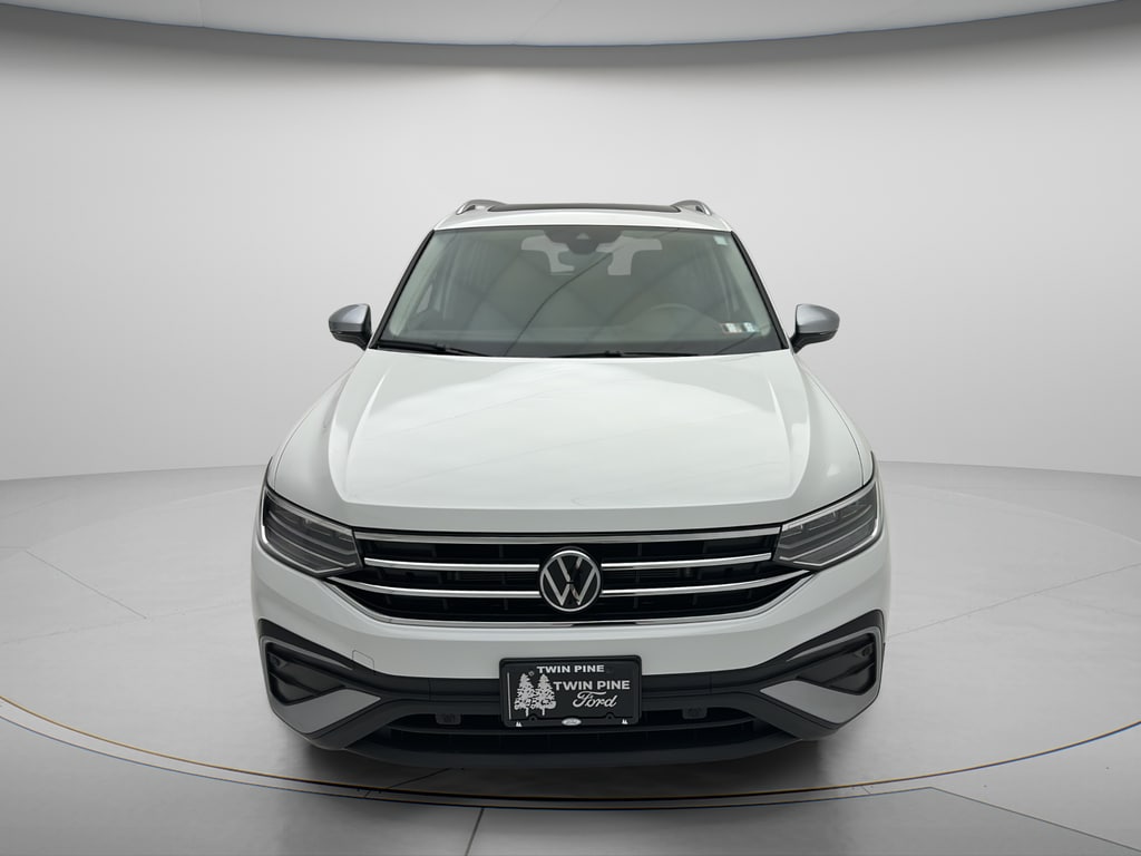 3VVAB7AX8RM215916