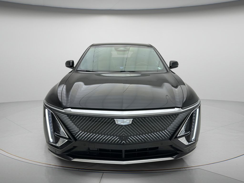 Used 2024 Cadillac LYRIQ Tech with VIN 1GYKPMRLXRZ130976 for sale in Hamburg, PA
