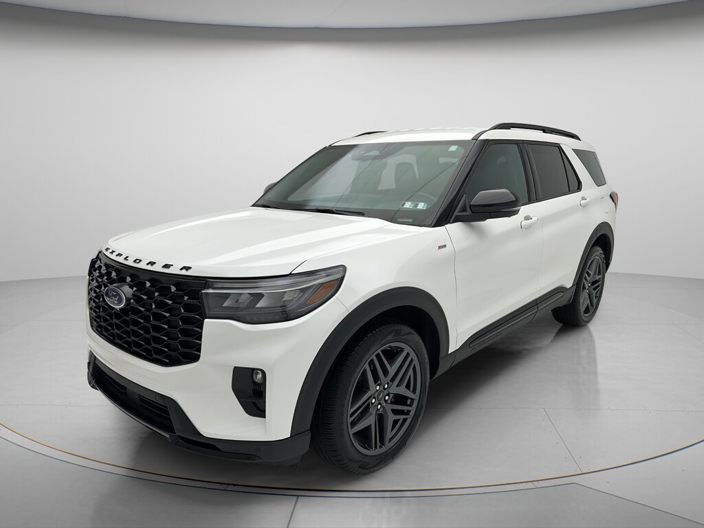 Used 2025 Ford Explorer ST-Line SUV