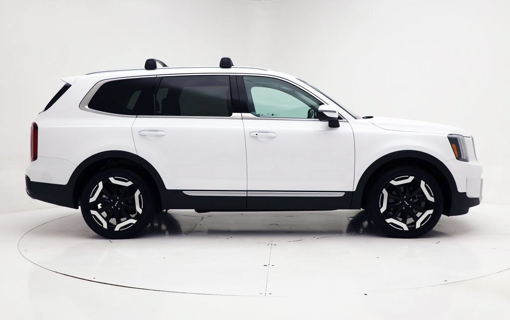 Used 2025 Kia Telluride S SUV
