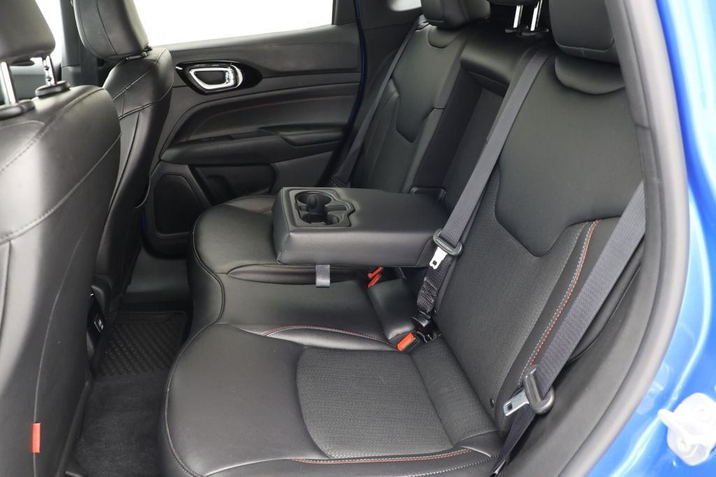 2025 Jeep Compass Trailhawk - Photo 11