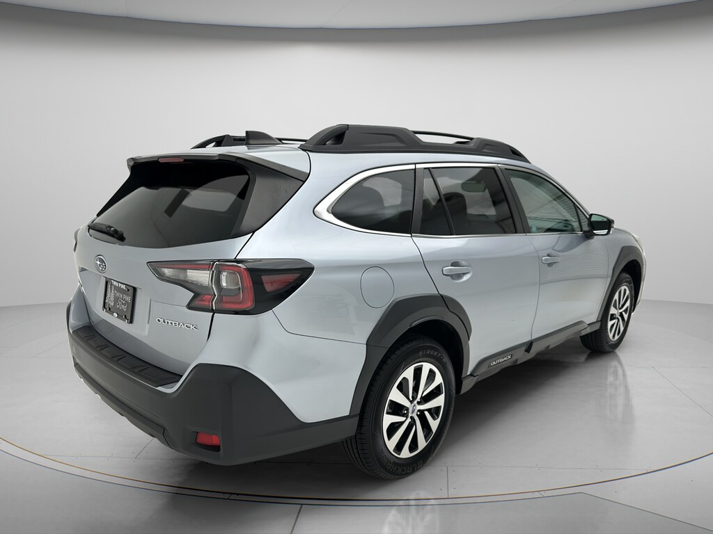 Used 2024 Subaru Outback Premium SUV