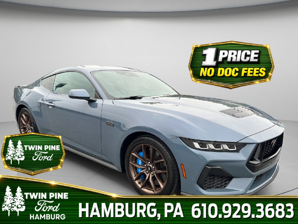 2024 Ford Mustang Coupe 