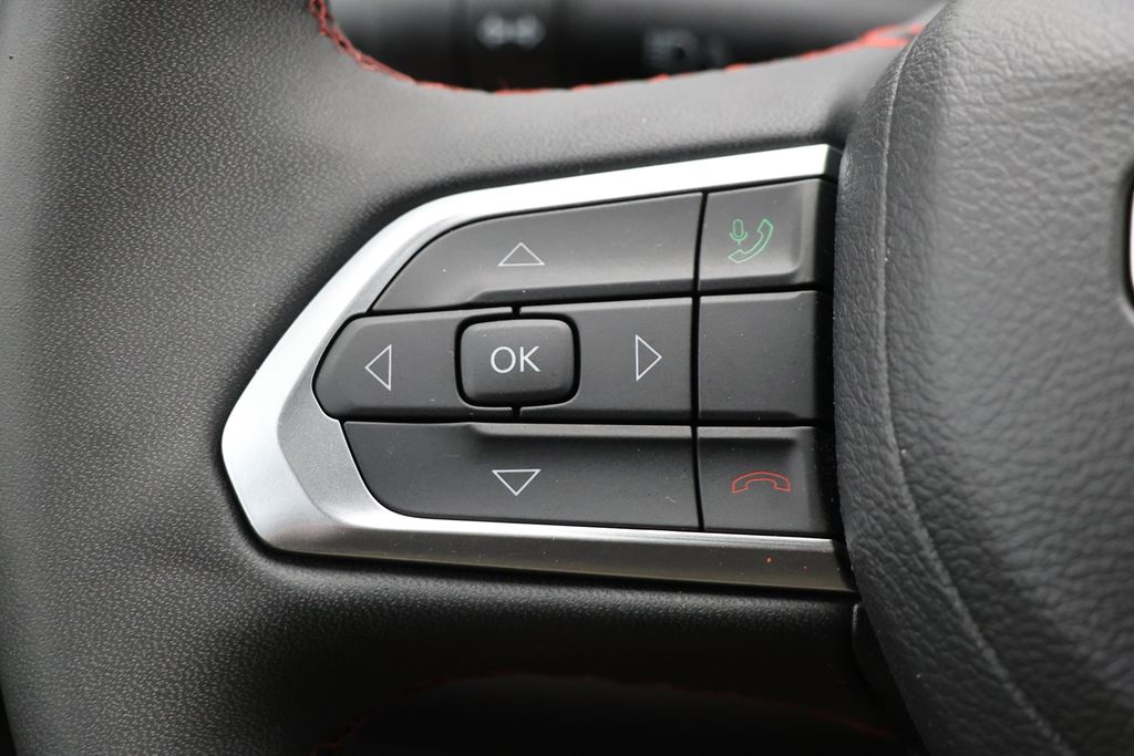 2025 Jeep Compass Trailhawk - Photo 18