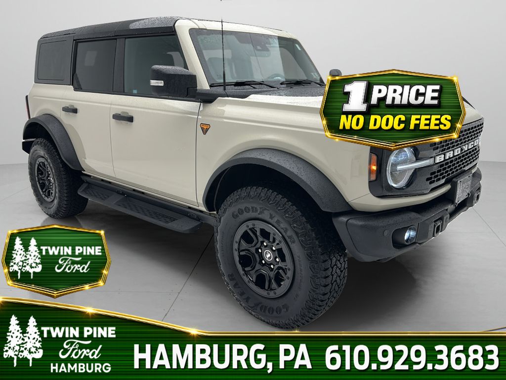 2025 Ford Bronco SUV 
