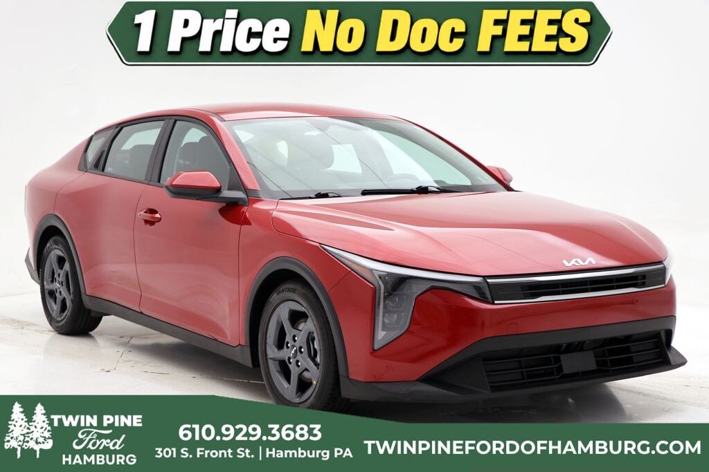 Used 2025 Kia K4 LXS Sedan