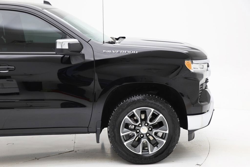 Used 2024 Chevrolet Silverado 1500 LT 4WD Crew Cab 147 LT w/2FL