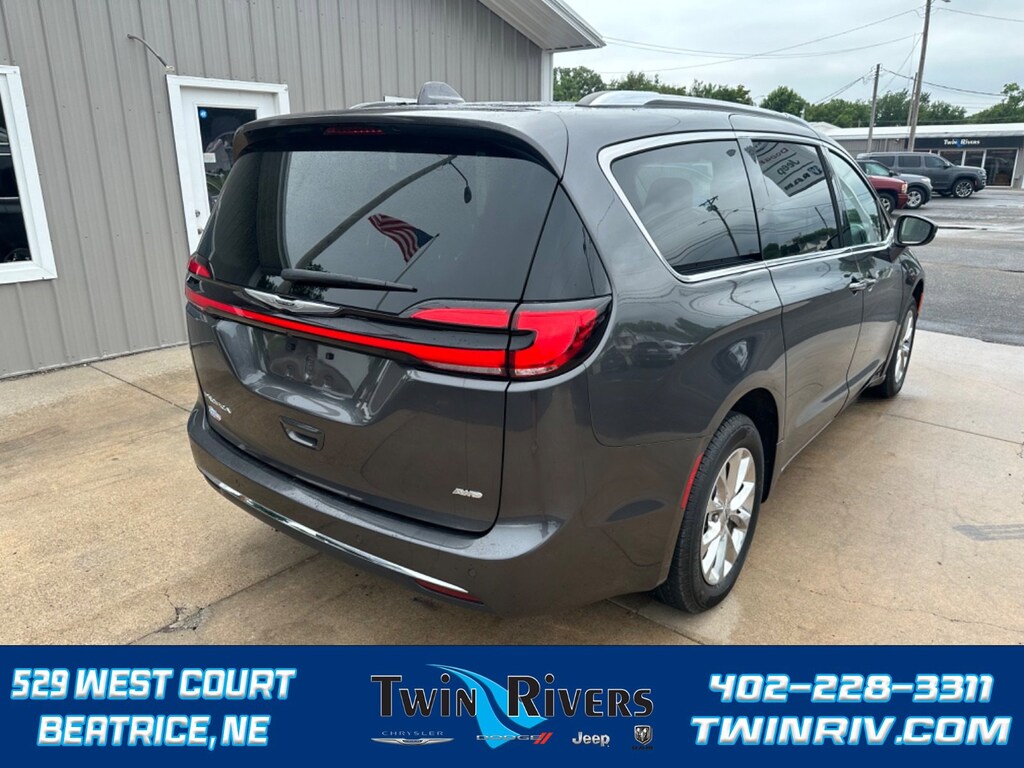 Used 2021 Chrysler Pacifica Touring L For Sale Beatrice NE