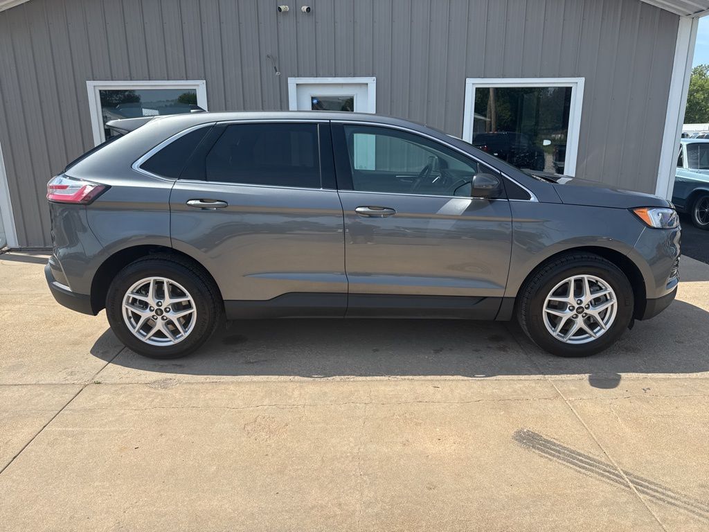 Used 2024 Ford Edge SEL with VIN 2FMPK4J95RBA79749 for sale in Beatrice, NE