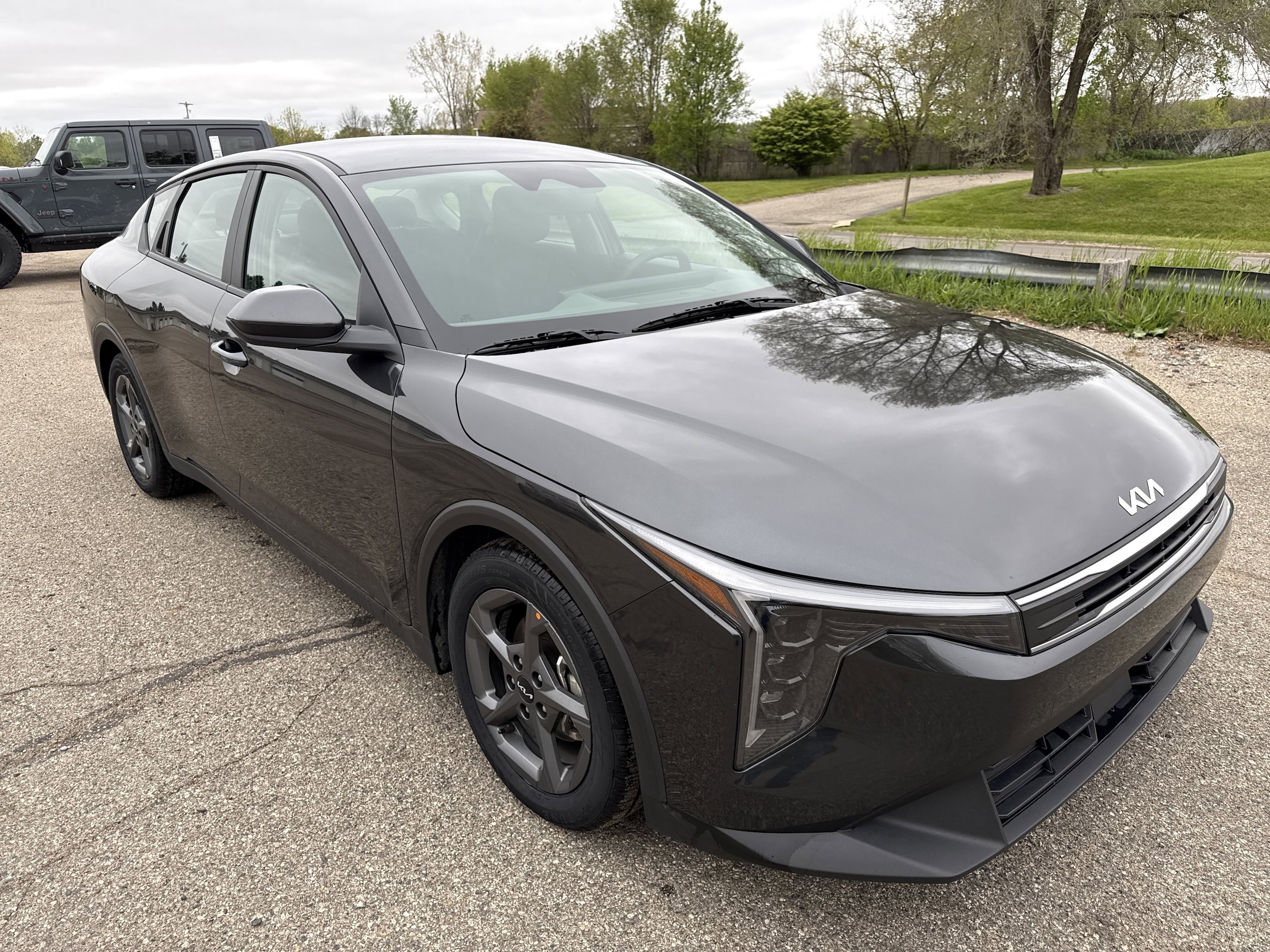 2025 Kia K4 LXS AT's photo