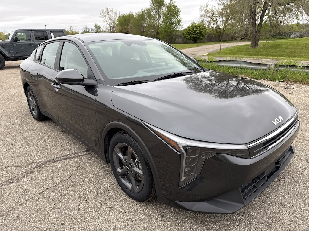 Used 2025 Kia K4 LXS LXS FWD