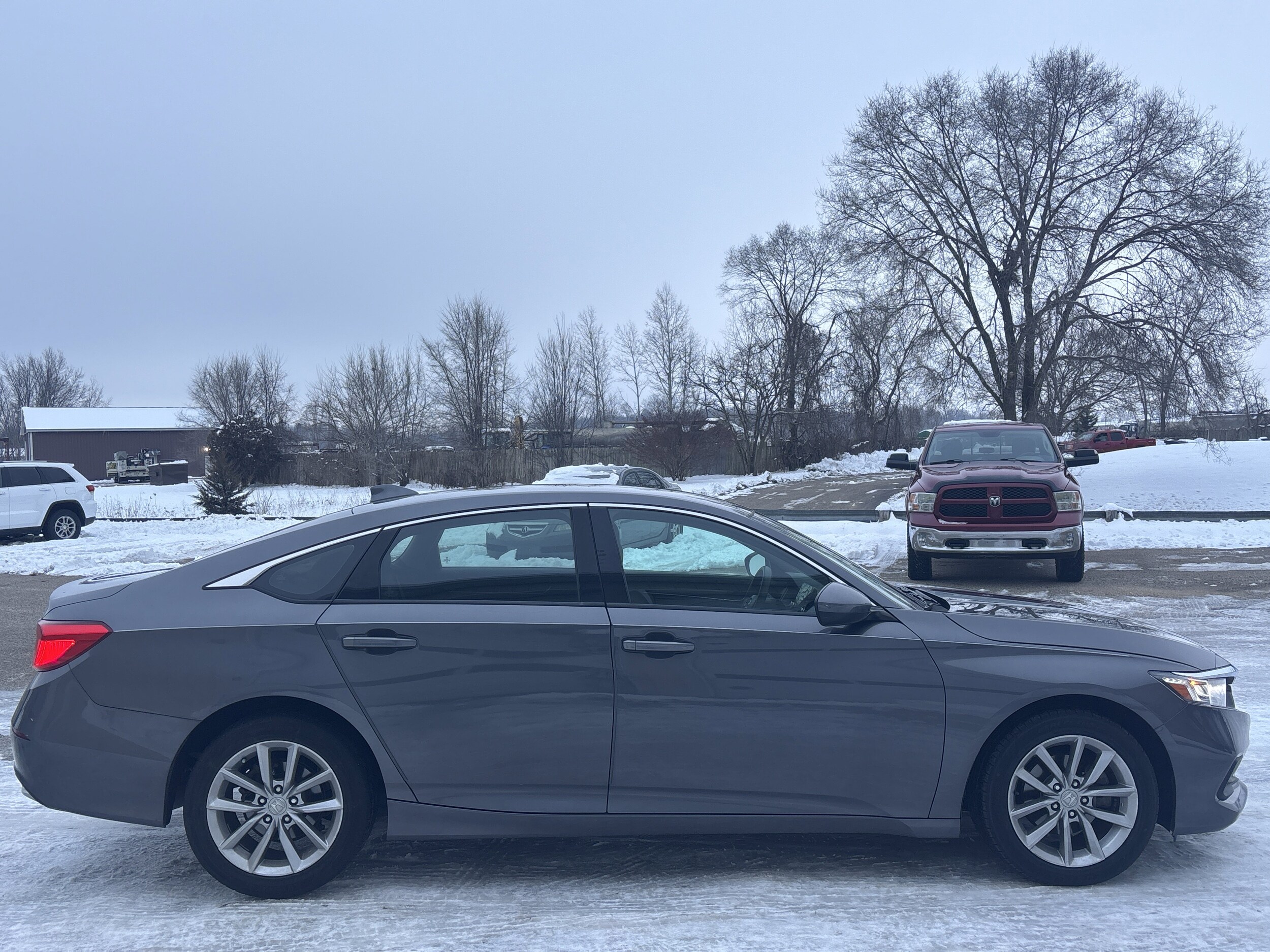 2021 Honda Accord LX 1.5T photo 2