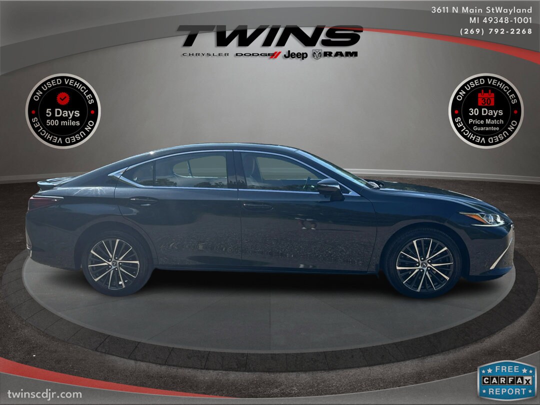 2023 Lexus ES 250 AWD photo 2