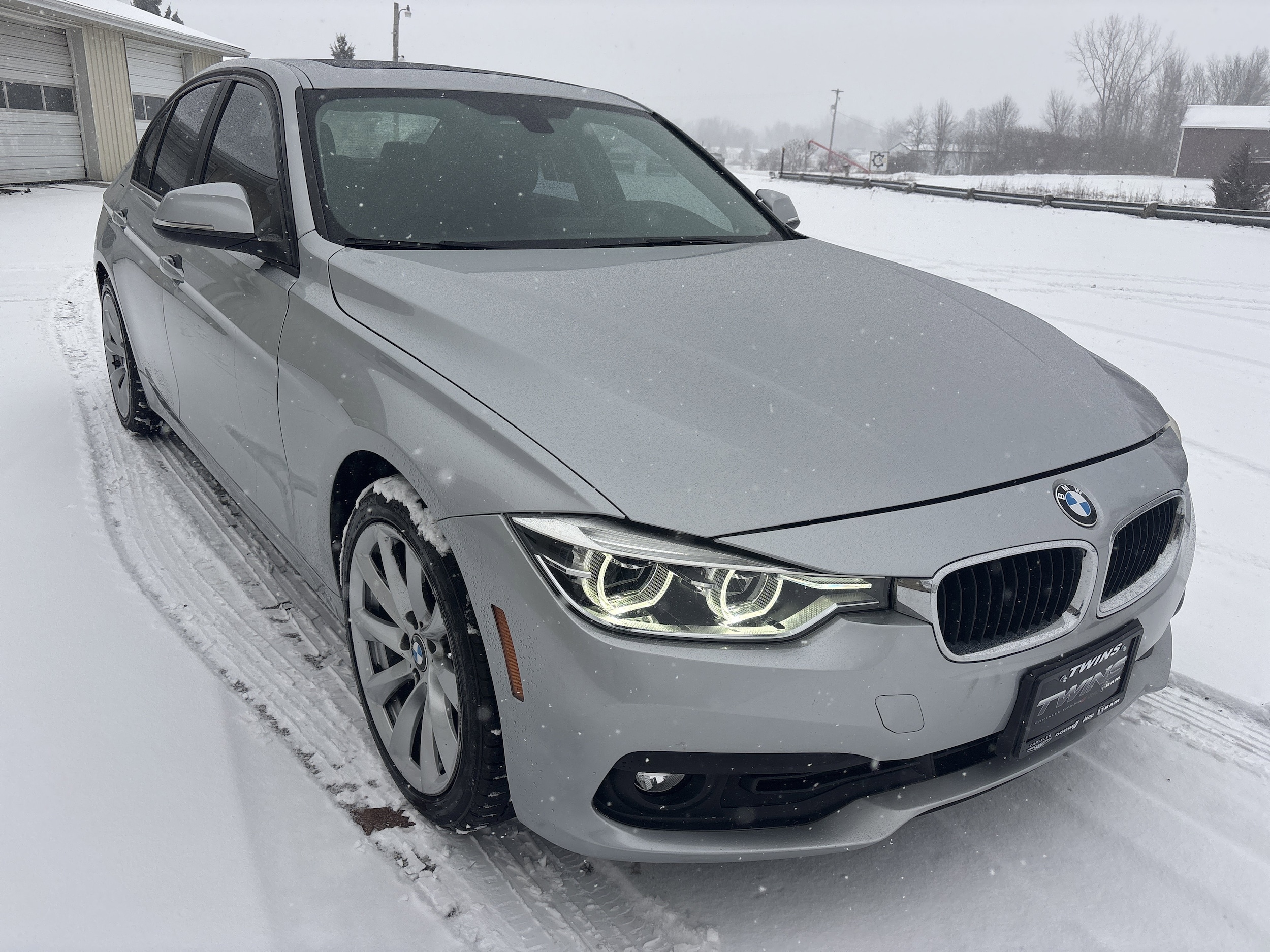 2018 BMW 3 Series 320i