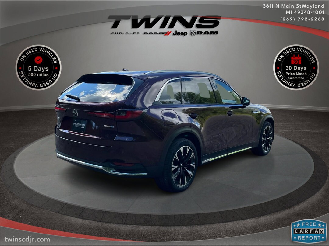 2024 Mazda CX-90 Premium photo 3