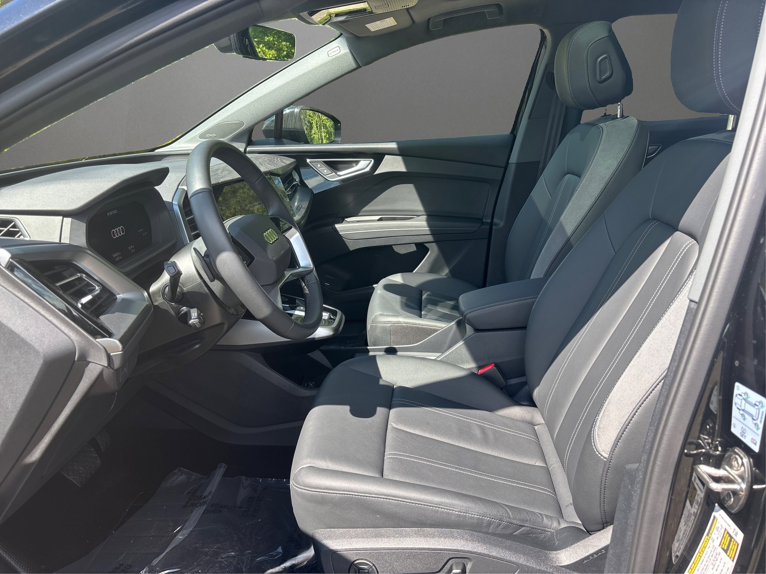 2025 Audi Q4 e-tron Premium Plus - Photo 11