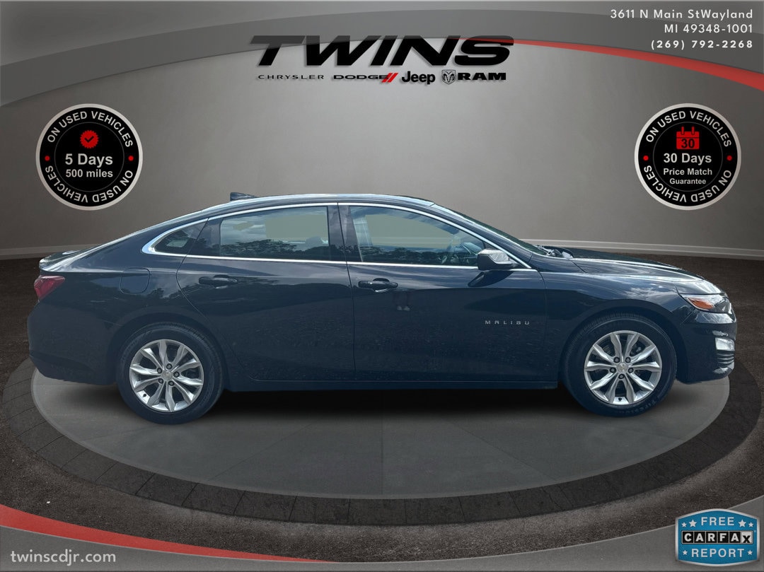 Used 2021 Chevrolet Malibu 1LT with VIN 1G1ZD5ST1MF037800 for sale in Wayland, MI