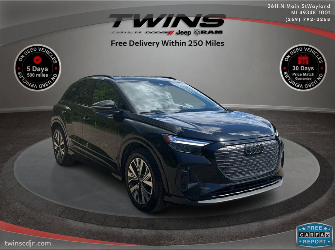 2025 Audi Q4 e-tron Premium Plus's photo