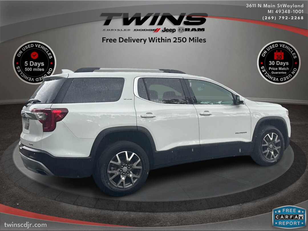 2023 Gmc Acadia SLE photo 2