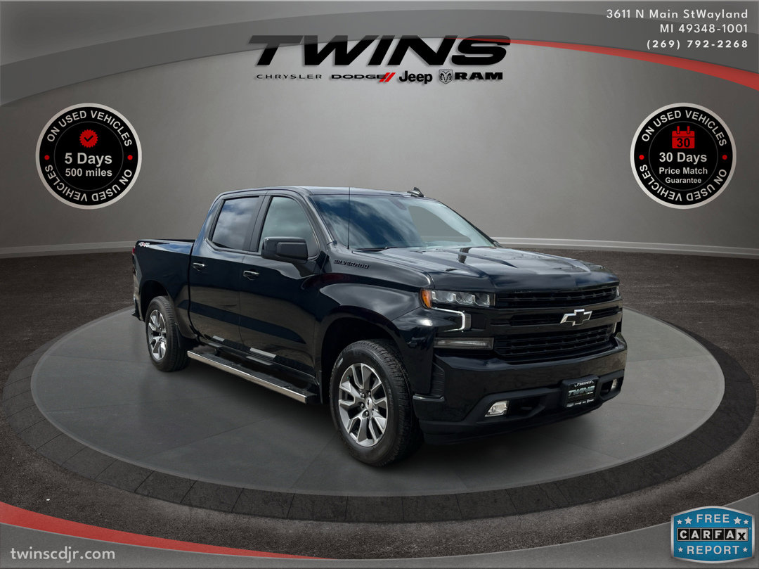 Used 2021 Chevrolet Silverado 1500 RST with VIN 1GCUYEED9MZ405035 for sale in Wayland, MI