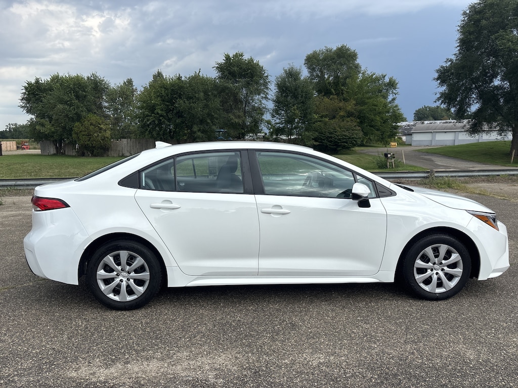 Used 2022 Toyota Corolla LE LE CVT