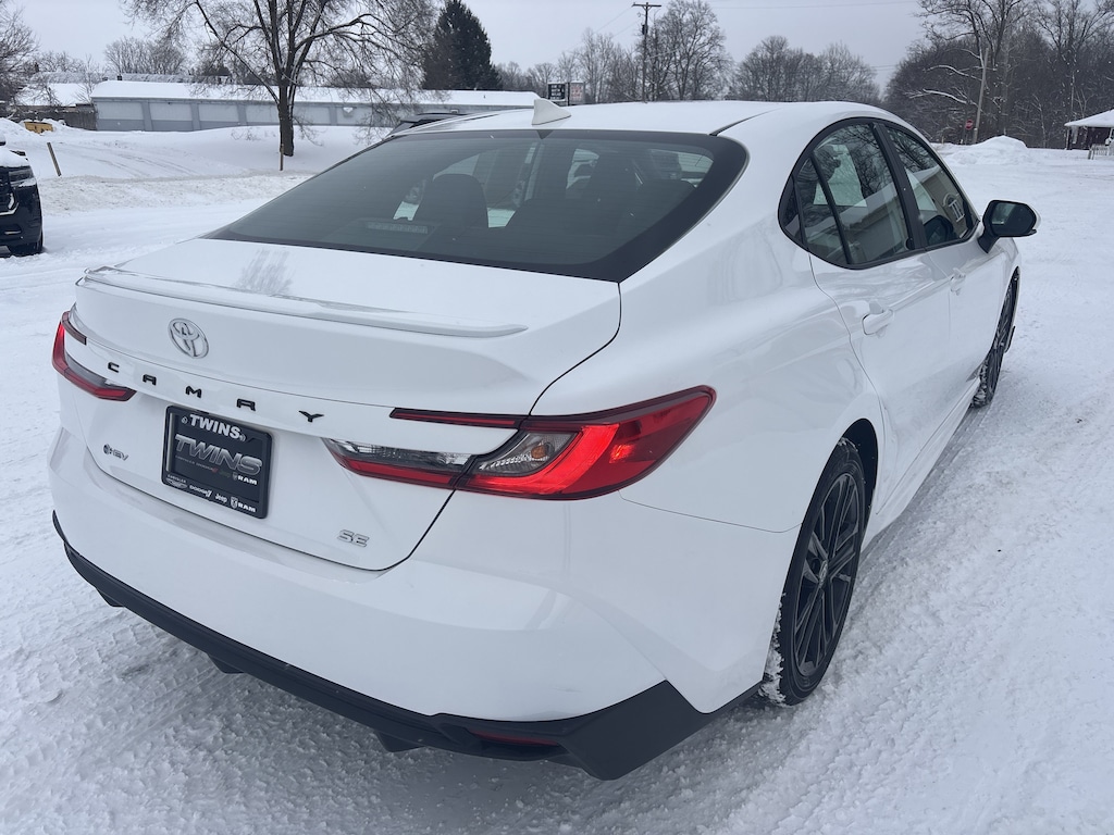 Used 2025 Toyota Camry SE SE