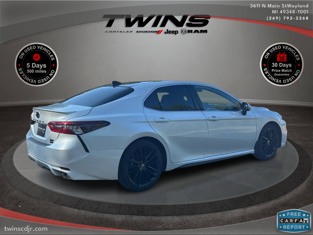 2024 Toyota Camry XSE photo 3