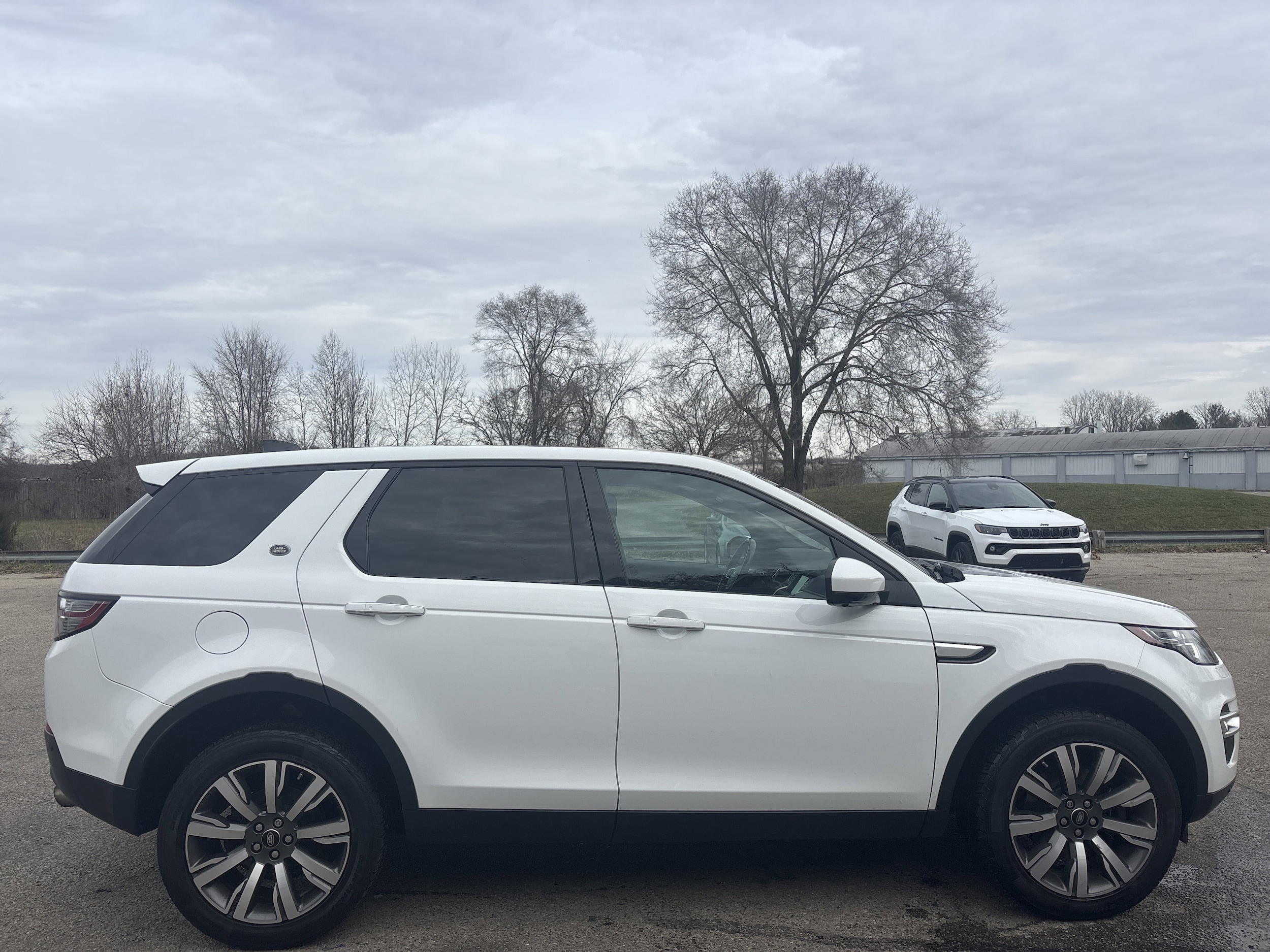 Used 2017 Land Rover Discovery Sport HSE LUX with VIN SALCT2BG9HH659002 for sale in Wayland, MI
