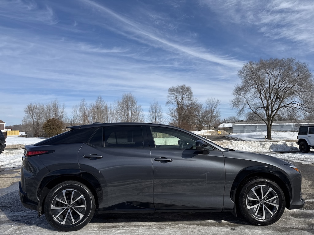 Used 2023 Lexus RZ RZ 450e Premium RZ 450e Premium AWD w/18 Wheels