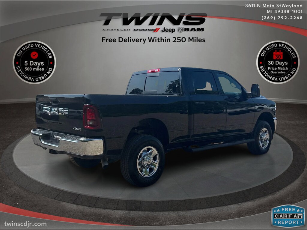 New 2026 Ram 2500 TRADESMAN CREW CAB 4X4 6'4 BOX Pickup