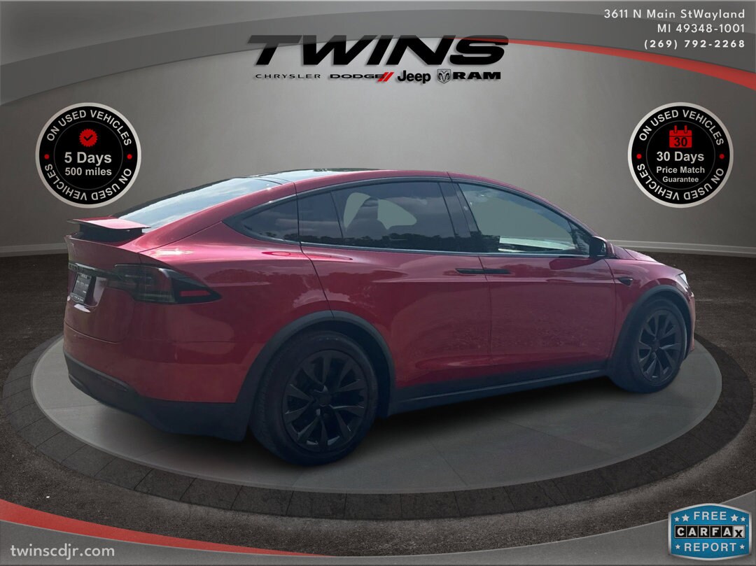 2022 Tesla Model X photo 3
