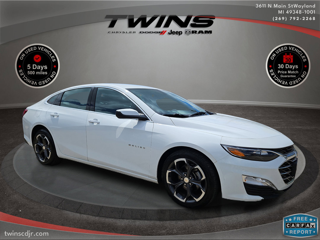 Used 2022 Chevrolet Malibu 1LT with VIN 1G1ZD5STXNF163736 for sale in Wayland, MI