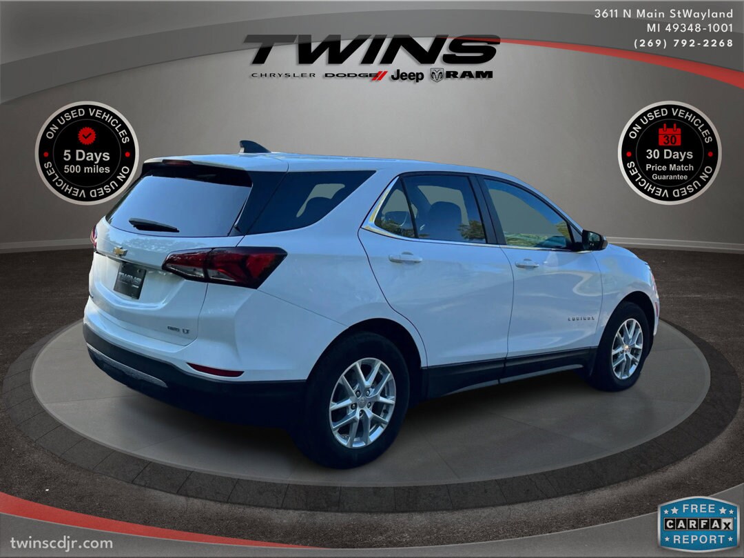 2024 Chevrolet Equinox LT photo 3