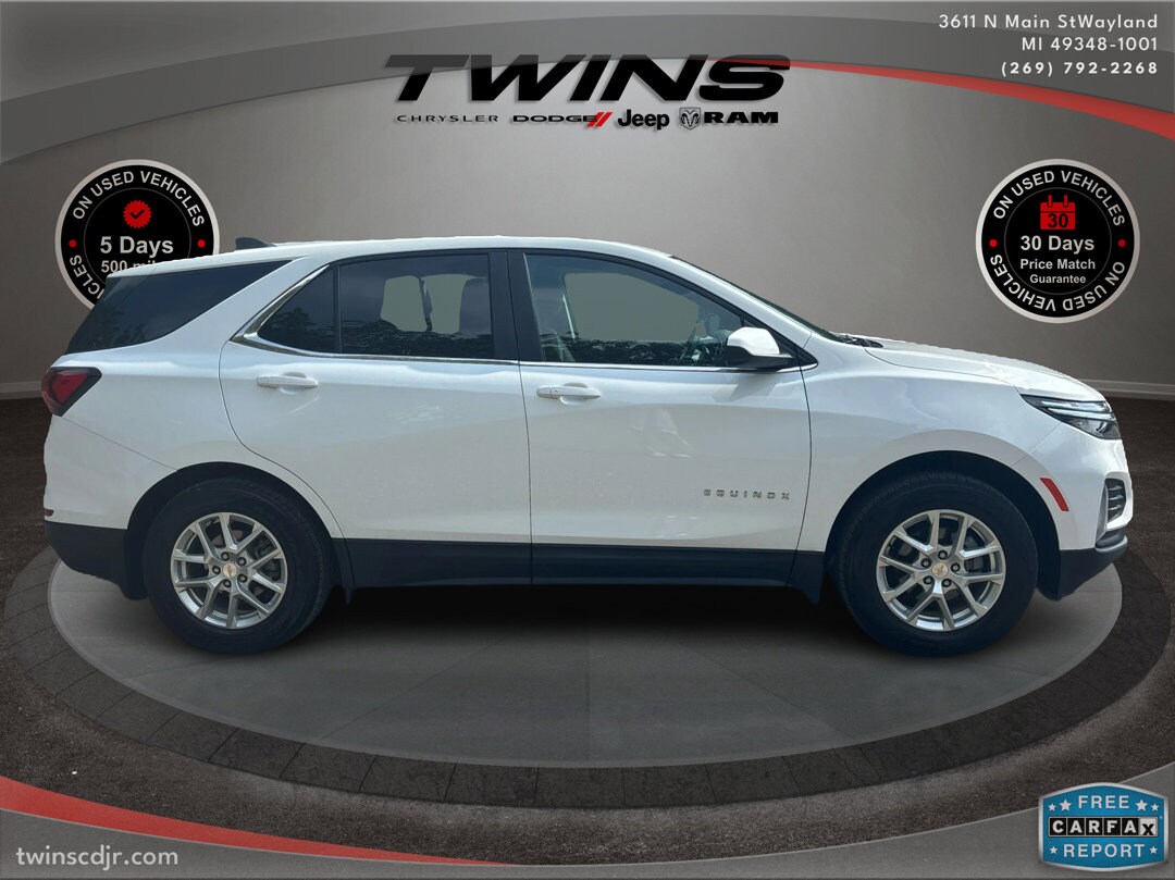 2023 Chevrolet Equinox LT photo 2