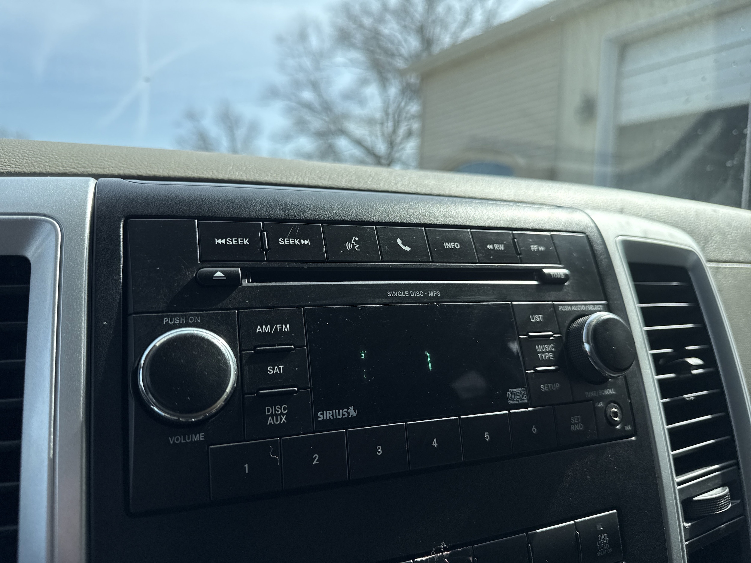 2011 RAM Ram 2500 Pickup SLT - Photo 17