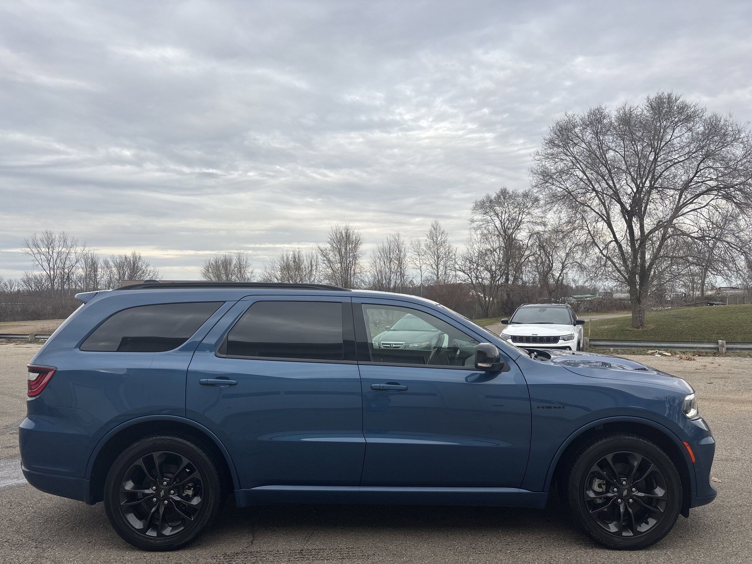 2024 Dodge Durango R/T Plus photo 2
