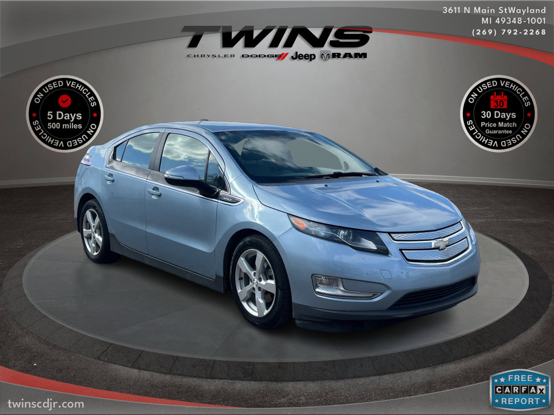 Used 2015 Chevrolet Volt Base with VIN 1G1RA6E45FU112757 for sale in Wayland, MI