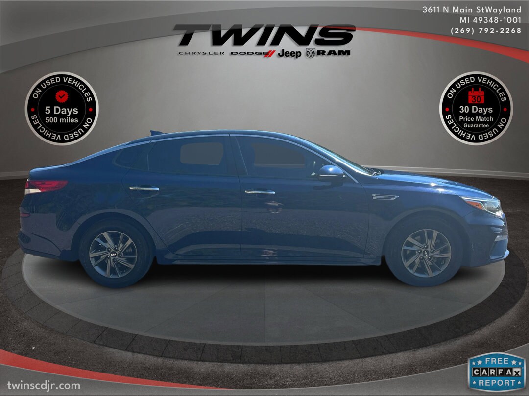 2019 Kia Optima LX photo 2