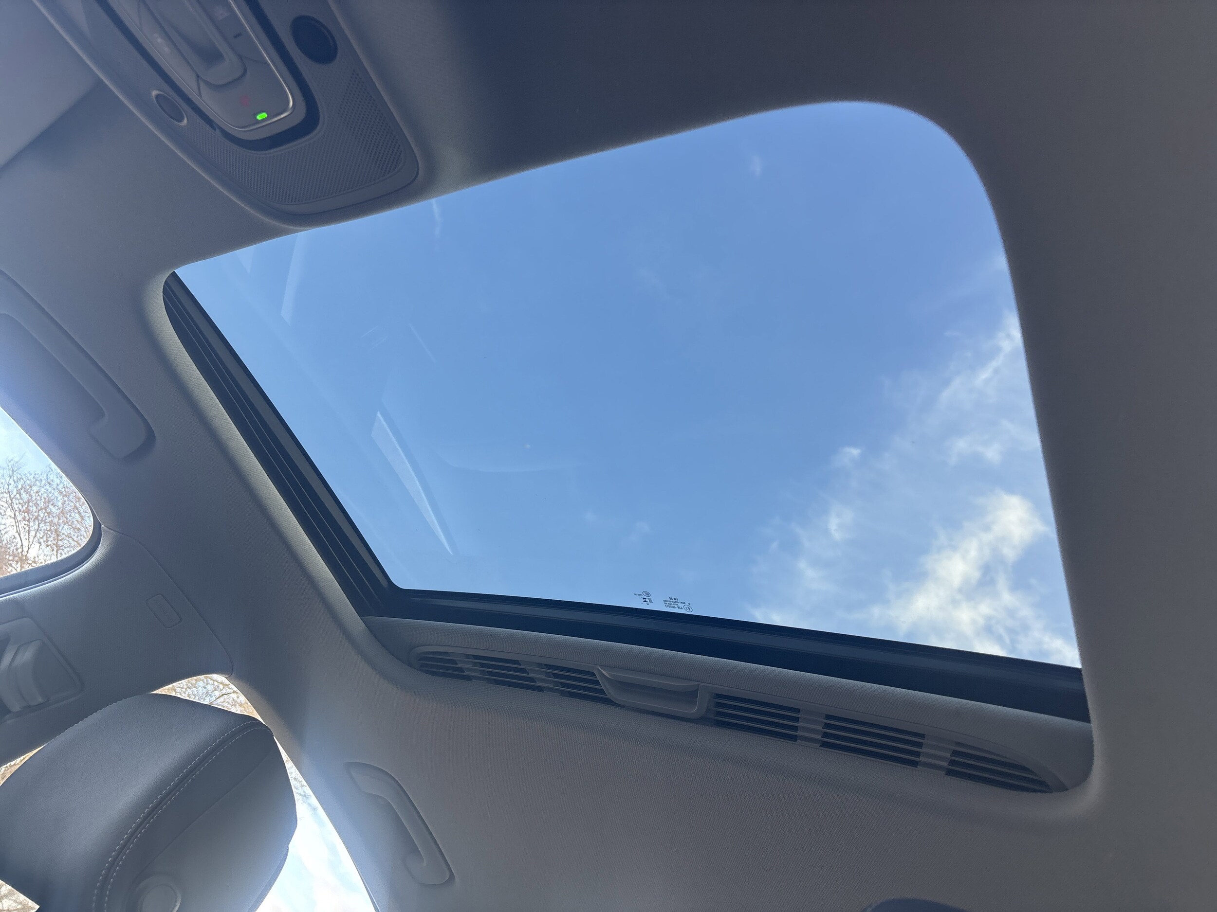 2022 Audi A4 Premium 40 TFSI Quattro photo 3