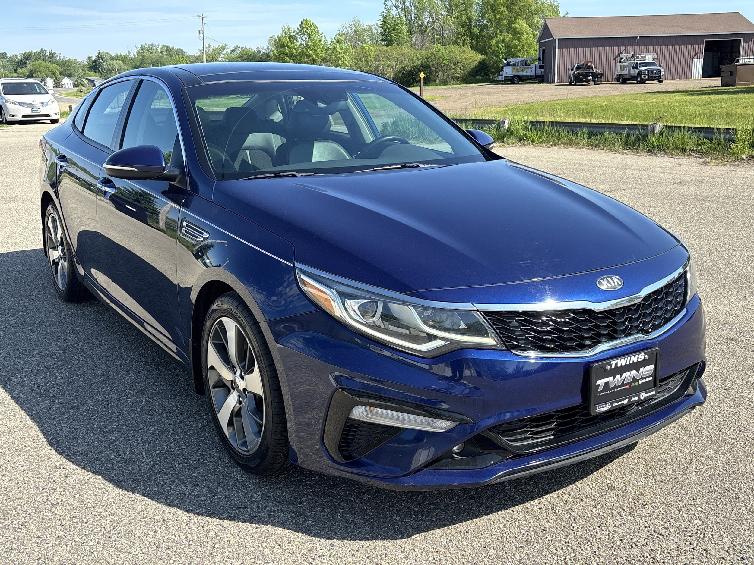 2019 Kia Optima S AT's photo